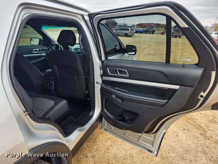 image for item JB9494 2016 Ford Explorer XLT  SUV