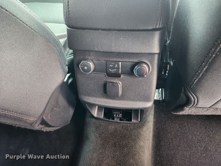 image for item JB9494 2016 Ford Explorer XLT  SUV