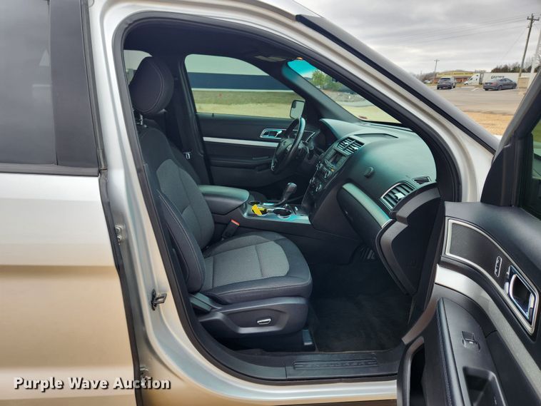 image for item JB9494 2016 Ford Explorer XLT  SUV