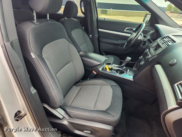 image for item JB9494 2016 Ford Explorer XLT  SUV