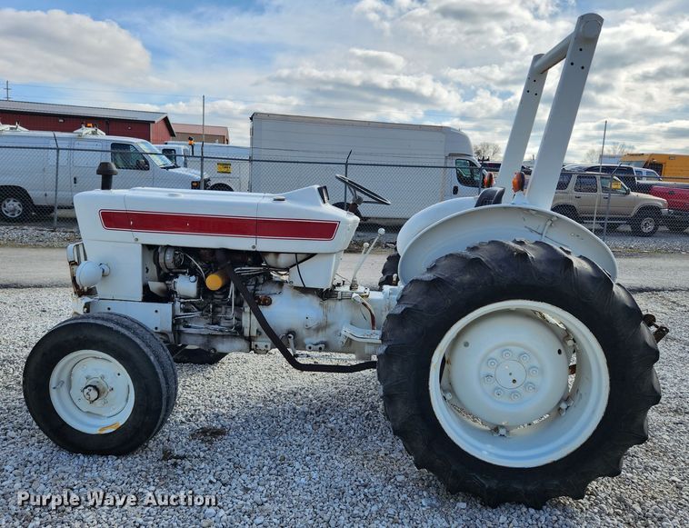 image for item JB9504 Ford 340A  tractor
