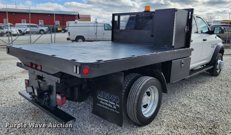 image for item JB9506 2017 Dodge Ram 5500HD  Crew Cab flatbed truck