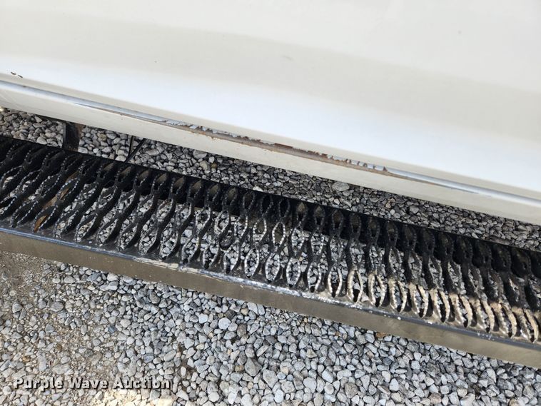 image for item JB9506 2017 Dodge Ram 5500HD  Crew Cab flatbed truck