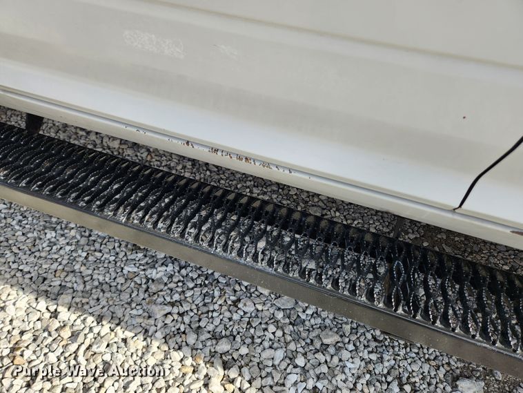 image for item JB9506 2017 Dodge Ram 5500HD  Crew Cab flatbed truck