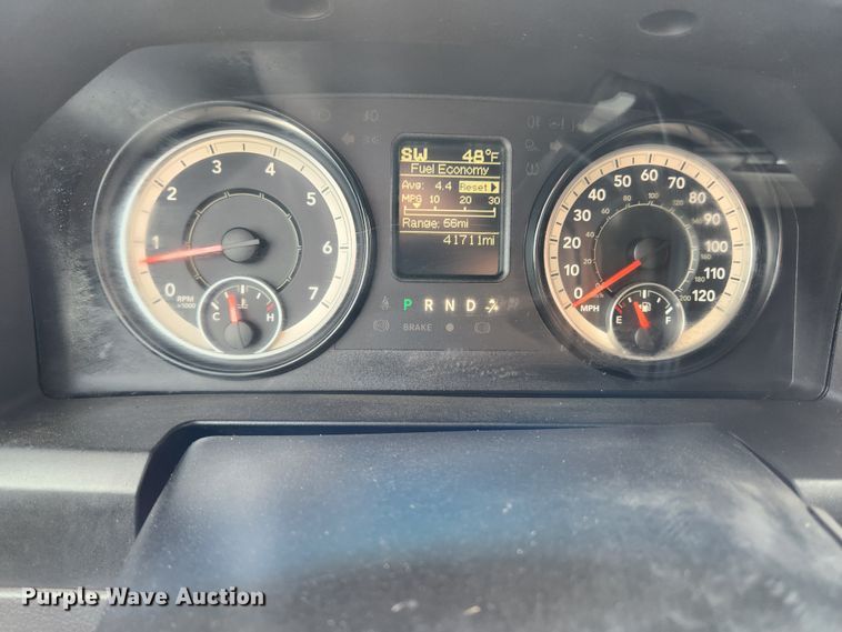 image for item JB9506 2017 Dodge Ram 5500HD  Crew Cab flatbed truck