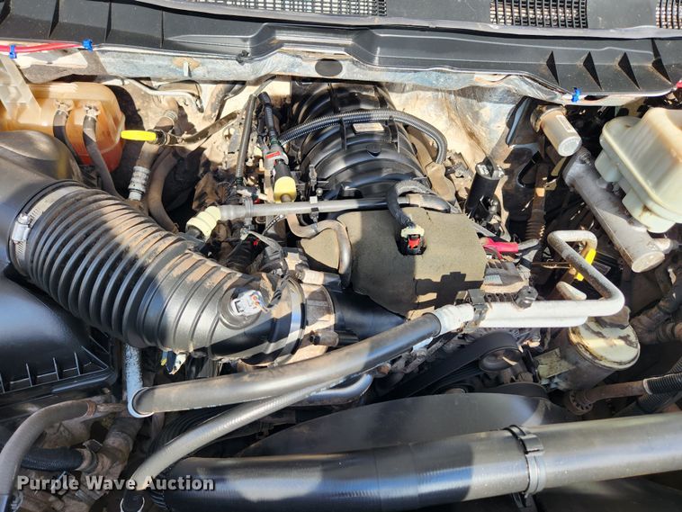 image for item JB9506 2017 Dodge Ram 5500HD  Crew Cab flatbed truck