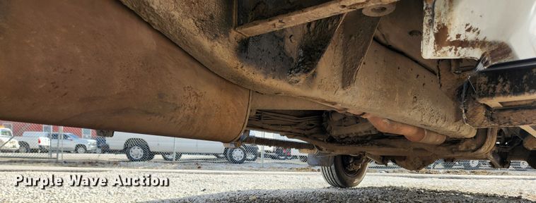 image for item JB9506 2017 Dodge Ram 5500HD  Crew Cab flatbed truck