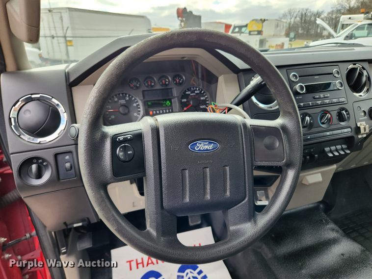 image for item JB9507 2009 Ford F450 Super Duty XL  truck cab and chassis