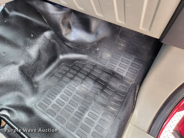 image for item JB9507 2009 Ford F450 Super Duty XL  truck cab and chassis