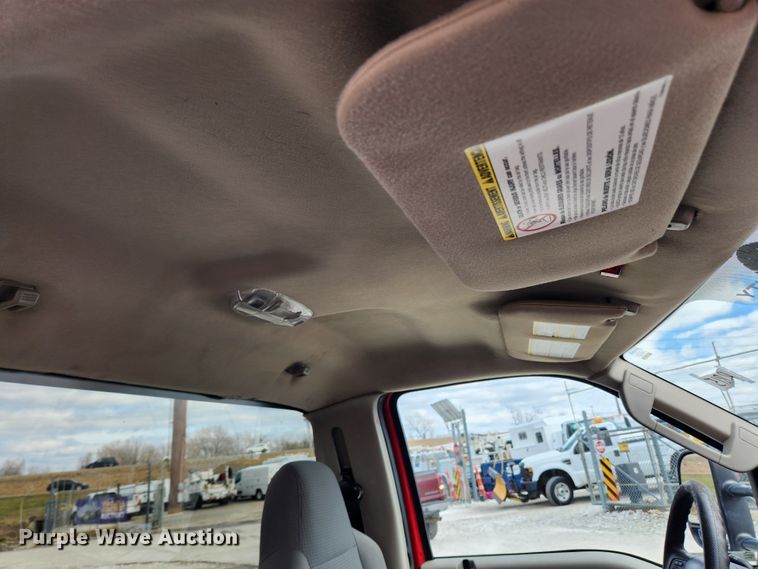 image for item JB9507 2009 Ford F450 Super Duty XL  truck cab and chassis