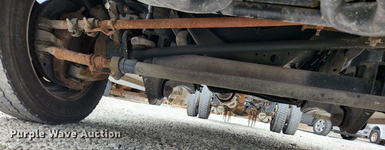 image for item JB9507 2009 Ford F450 Super Duty XL  truck cab and chassis