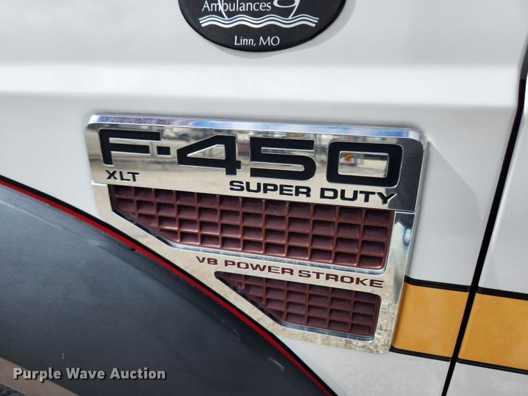 image for item JB9507 2009 Ford F450 Super Duty XL  truck cab and chassis