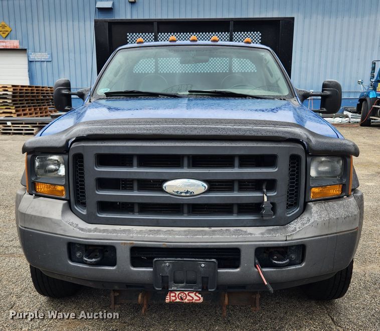 image for item JB9520 2005 Ford F450 Super Duty XL  dump flatbed truck