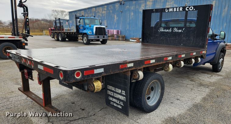 image for item JB9520 2005 Ford F450 Super Duty XL  dump flatbed truck