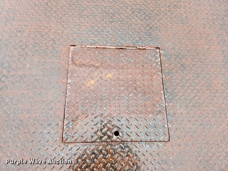 image for item JB9520 2005 Ford F450 Super Duty XL  dump flatbed truck