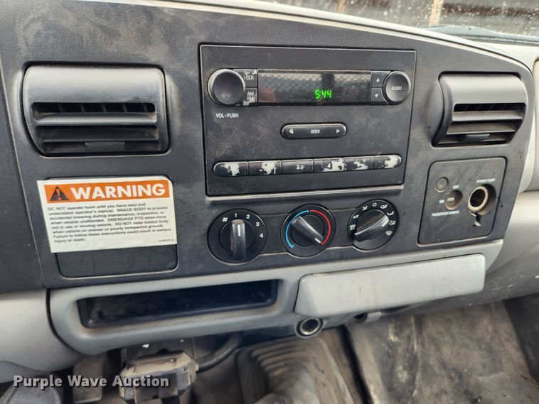 image for item JB9520 2005 Ford F450 Super Duty XL  dump flatbed truck