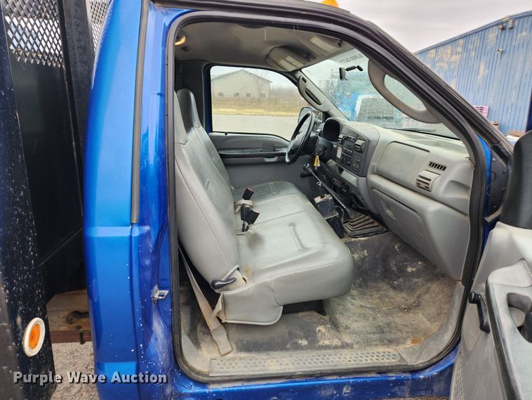 image for item JB9520 2005 Ford F450 Super Duty XL  dump flatbed truck