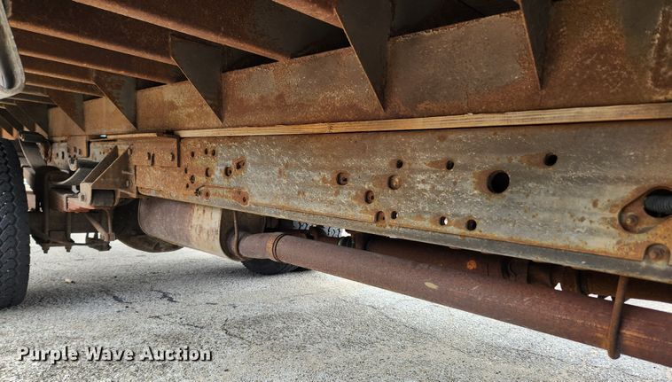 image for item JB9520 2005 Ford F450 Super Duty XL  dump flatbed truck