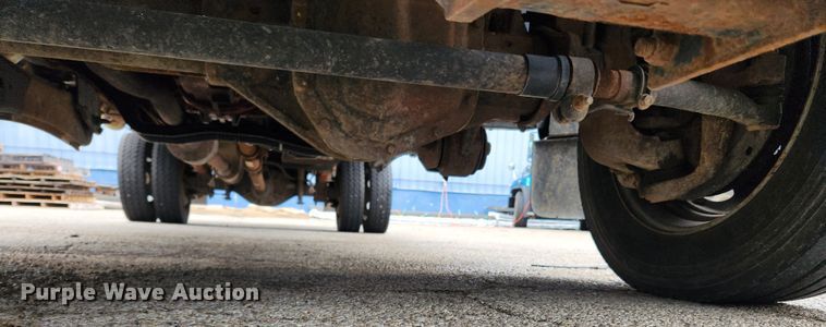 image for item JB9520 2005 Ford F450 Super Duty XL  dump flatbed truck