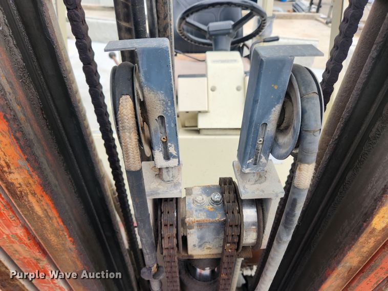 image for item JB9522 Nissan 30  forklift