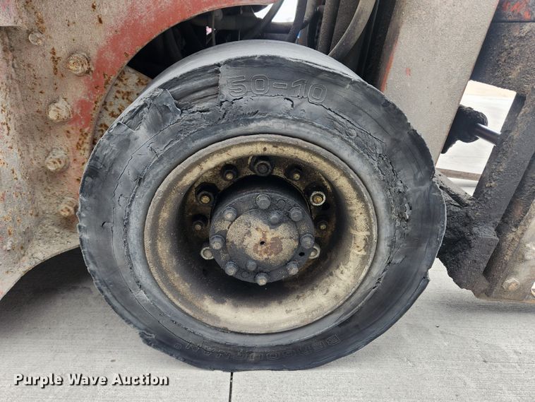 image for item JB9522 Nissan 30  forklift