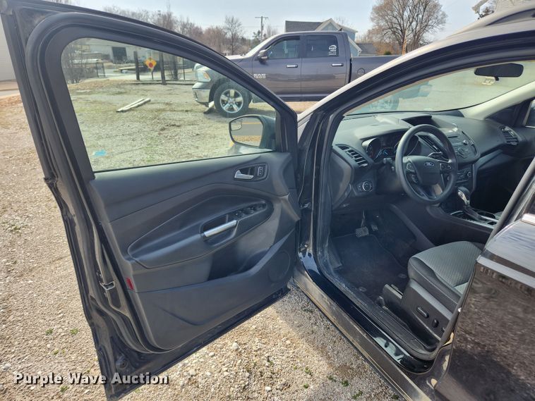 image for item JB9556 2018 Ford Escape SE  SUV