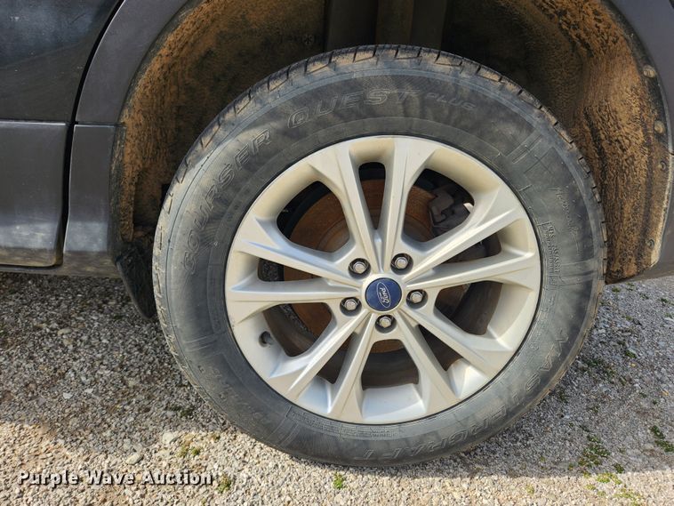 image for item JB9556 2018 Ford Escape SE  SUV