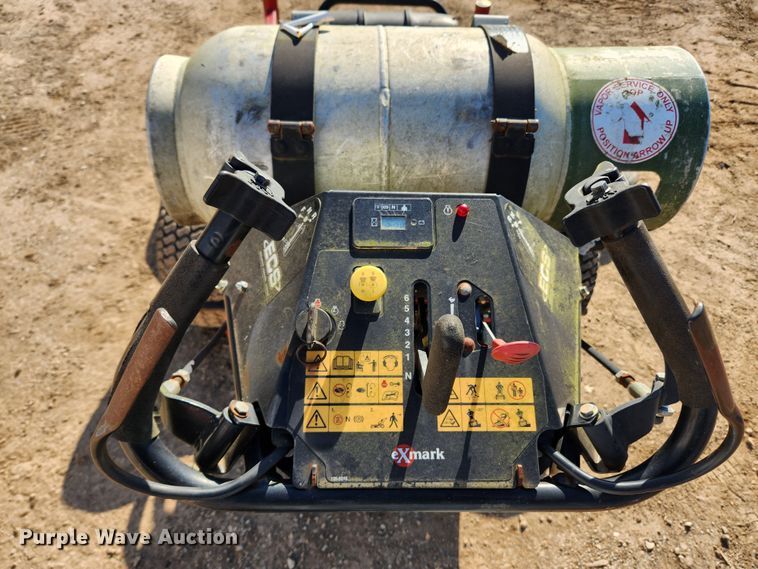 image for item JB9576 Exmark  X Series  ZTR lawn mower