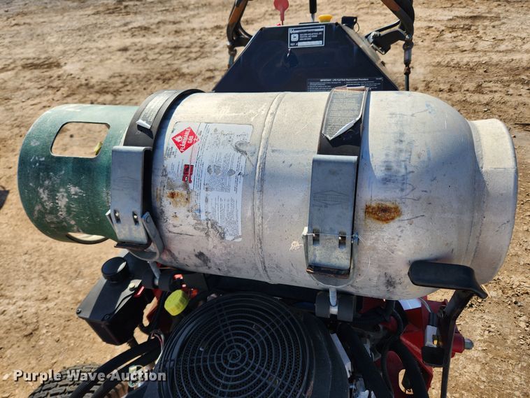 image for item JB9584 Exmark X Series  ZTR lawn mower