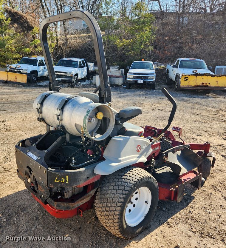 image for item JB9588 Exmark S Series  ZTR lawn mower