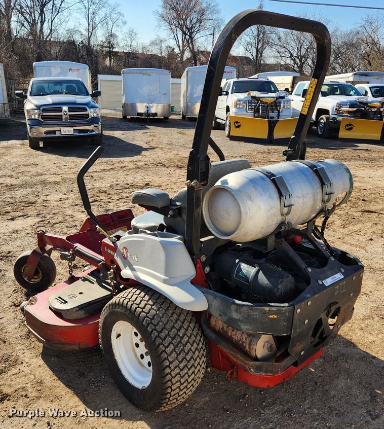 image for item JB9588 Exmark S Series  ZTR lawn mower