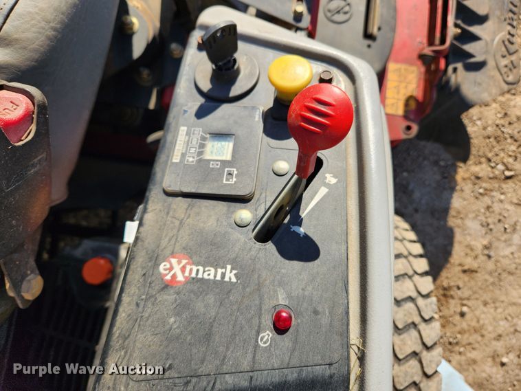 image for item JB9588 Exmark S Series  ZTR lawn mower