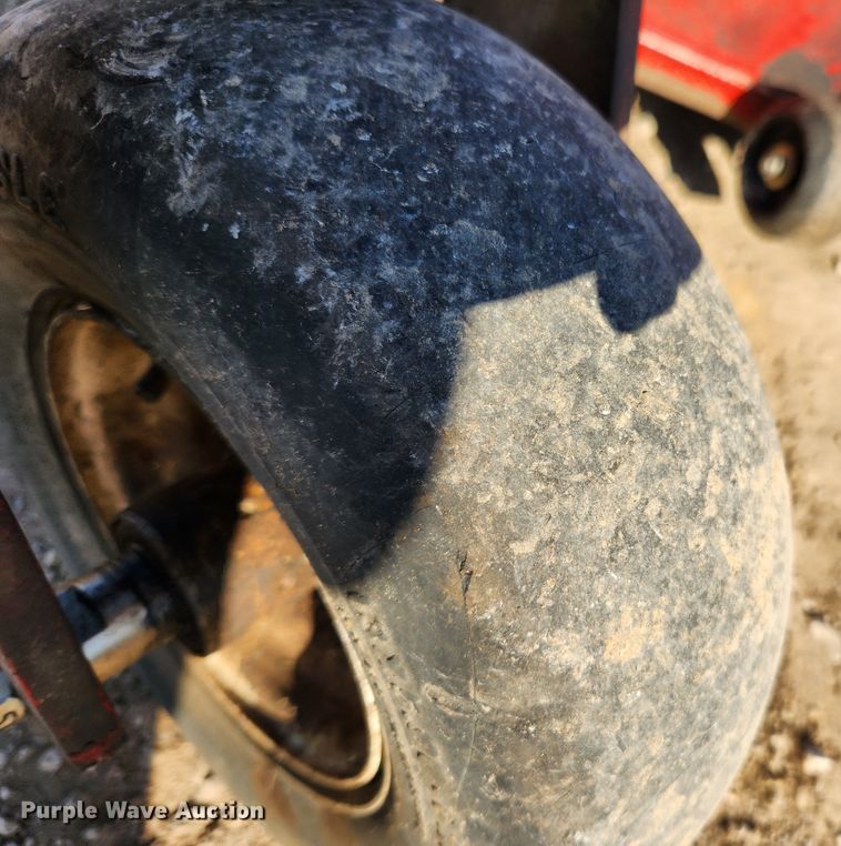 image for item JB9588 Exmark S Series  ZTR lawn mower