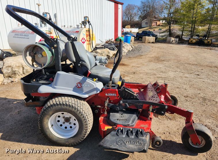 image for item JB9589 Exmark S Series  ZTR lawn mower