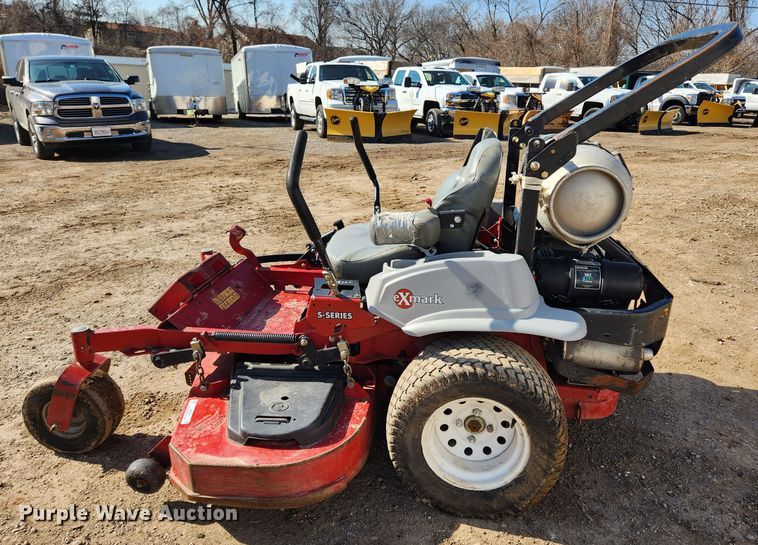 image for item JB9589 Exmark S Series  ZTR lawn mower