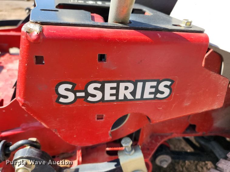 image for item JB9589 Exmark S Series  ZTR lawn mower