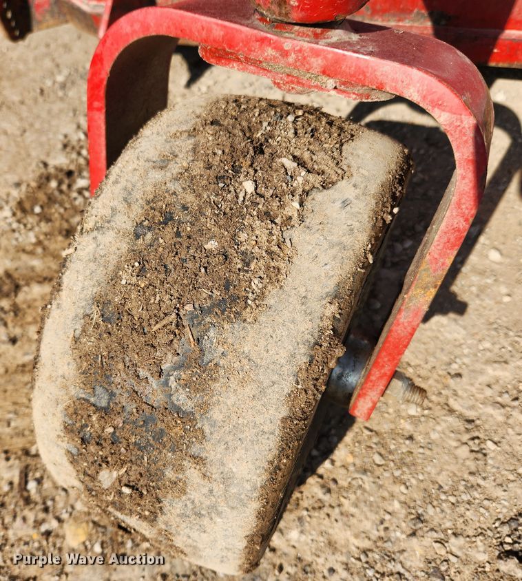 image for item JB9589 Exmark S Series  ZTR lawn mower