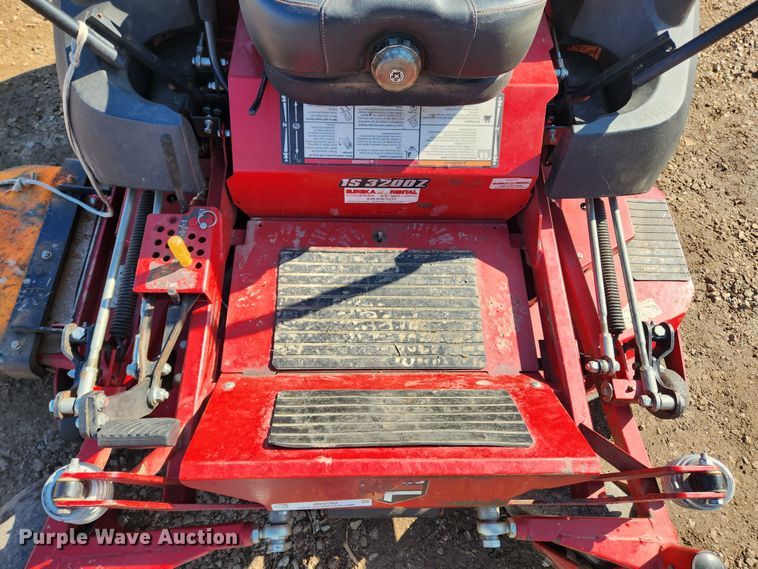 image for item JB9592 Ferris IS 3200Z  ZTR lawn mower