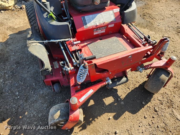 image for item JB9595 Ferris IS 3200Z  ZTR lawn mower