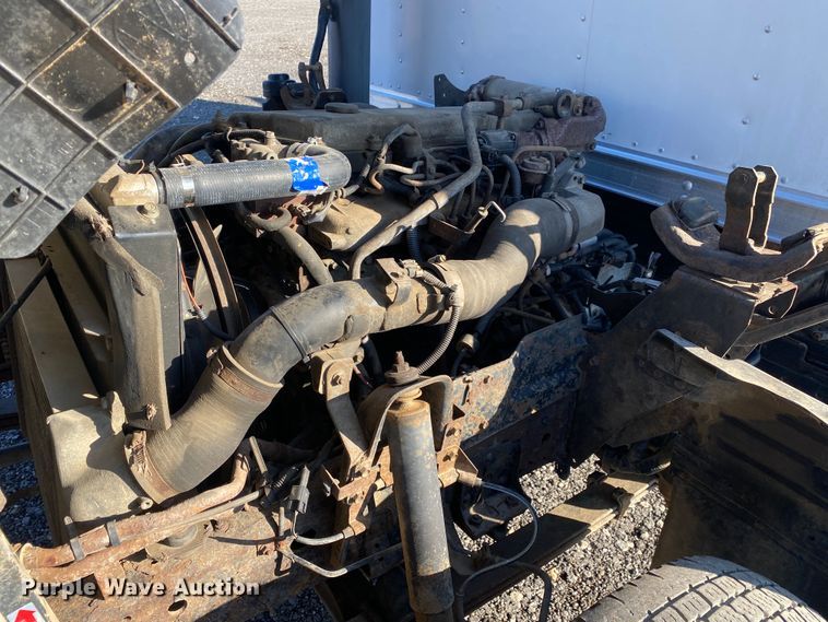 image for item JW9289 2006 Isuzu NPR  box truck