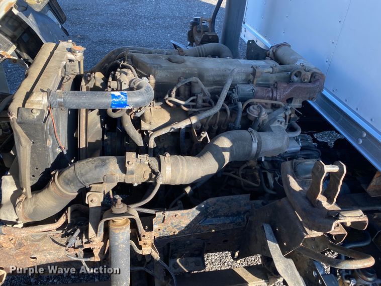 image for item JW9289 2006 Isuzu NPR  box truck