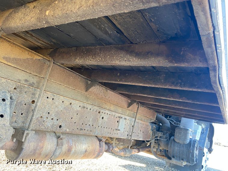 image for item JW9289 2006 Isuzu NPR  box truck