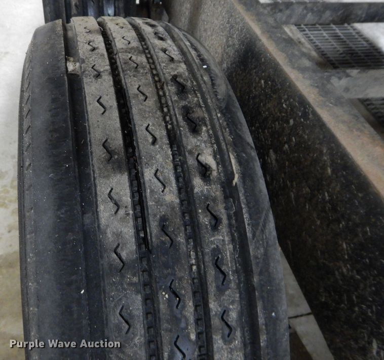 image for item JX9081 2013 H&H  dump trailer