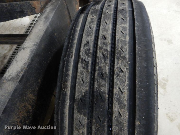 image for item JX9081 2013 H&H  dump trailer