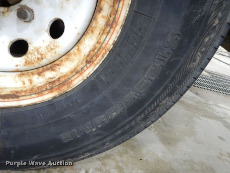 image for item JX9081 2013 H&H  dump trailer