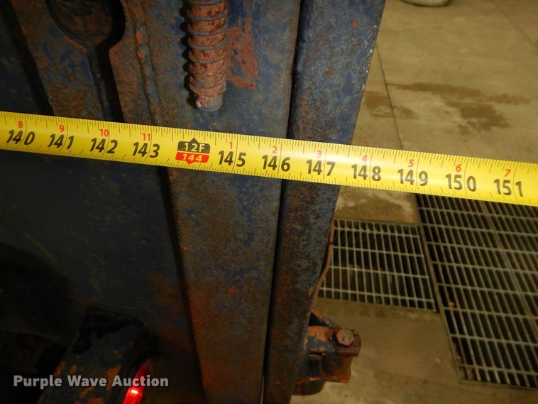 image for item JX9081 2013 H&H  dump trailer