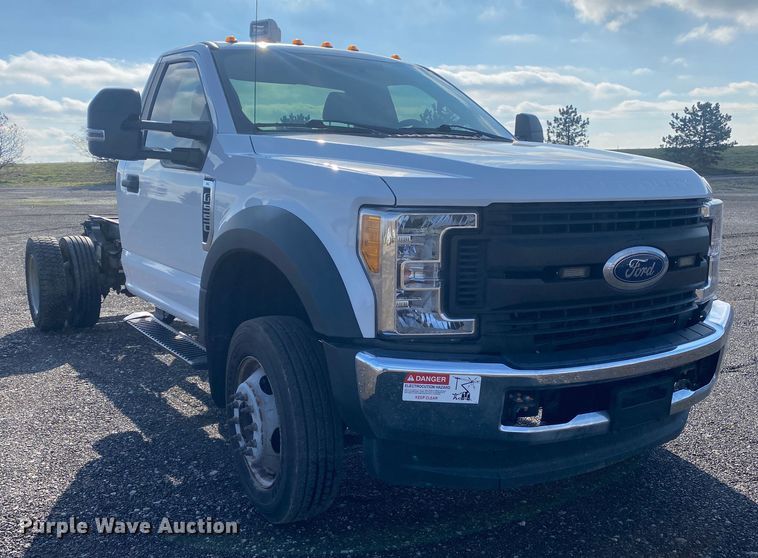 image for item KB9566 2017 Ford F550 XL  truck cab and chassis