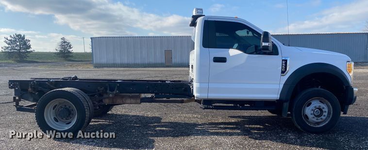image for item KB9566 2017 Ford F550 XL  truck cab and chassis