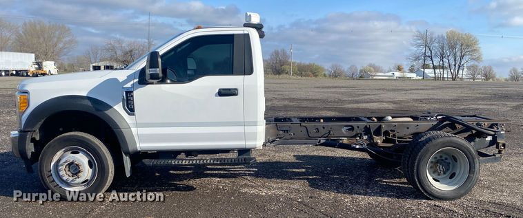 image for item KB9566 2017 Ford F550 XL  truck cab and chassis