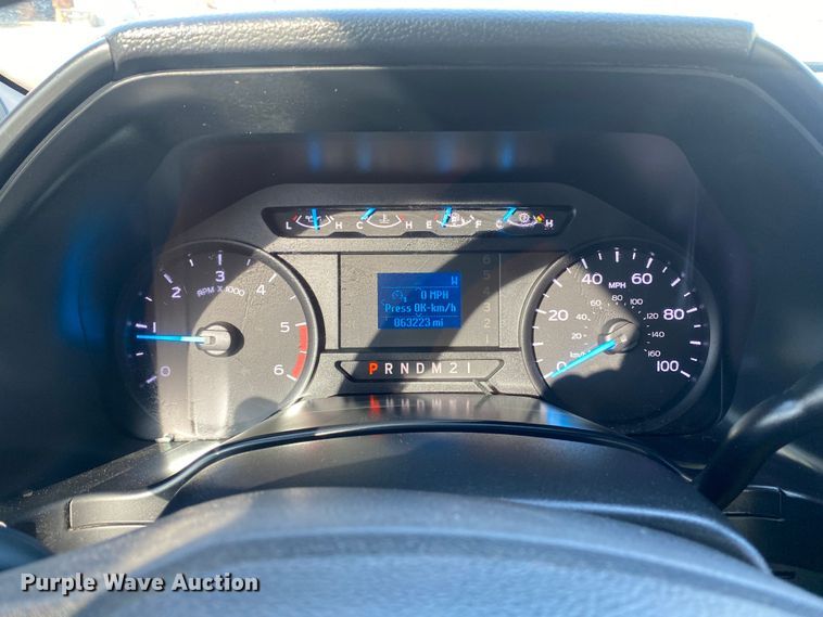 image for item KB9566 2017 Ford F550 XL  truck cab and chassis